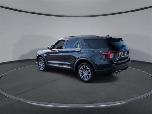 New 2025 Ford Explorer Active w/ Active Comfort Package image 6