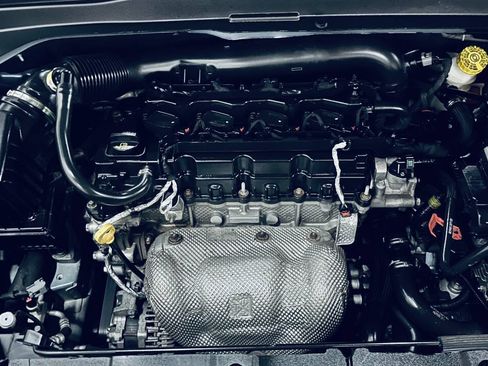 Used 2020 Jeep Renegade Sport w/ UConnect 7.0 Group FWD image 37