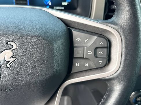 Used 2025 Ford Bronco Outer Banks AWD/4WD image 16