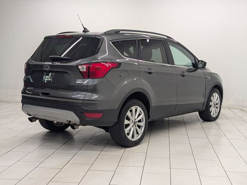 Used 2019 Ford Escape SEL image 7