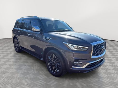 Used 2023 INFINITI QX80 Sensory w/ Cargo Package image 4