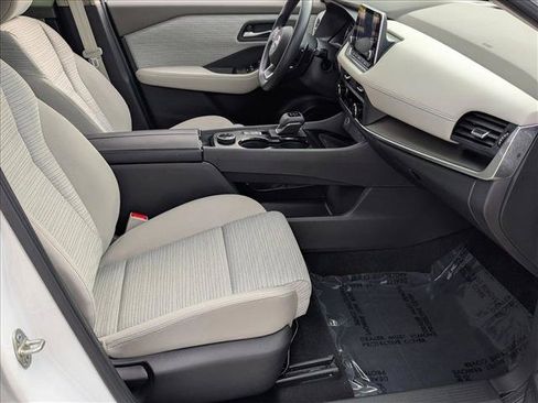 Used 2023 Nissan Rogue SV AWD/4WD image 21