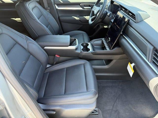 New 2027 GMC Terrain Elevation w/ Elevation Premium Package FWD image 12