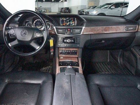 Used 2012 Mercedes-Benz E 350 4MATIC Sedan image 6