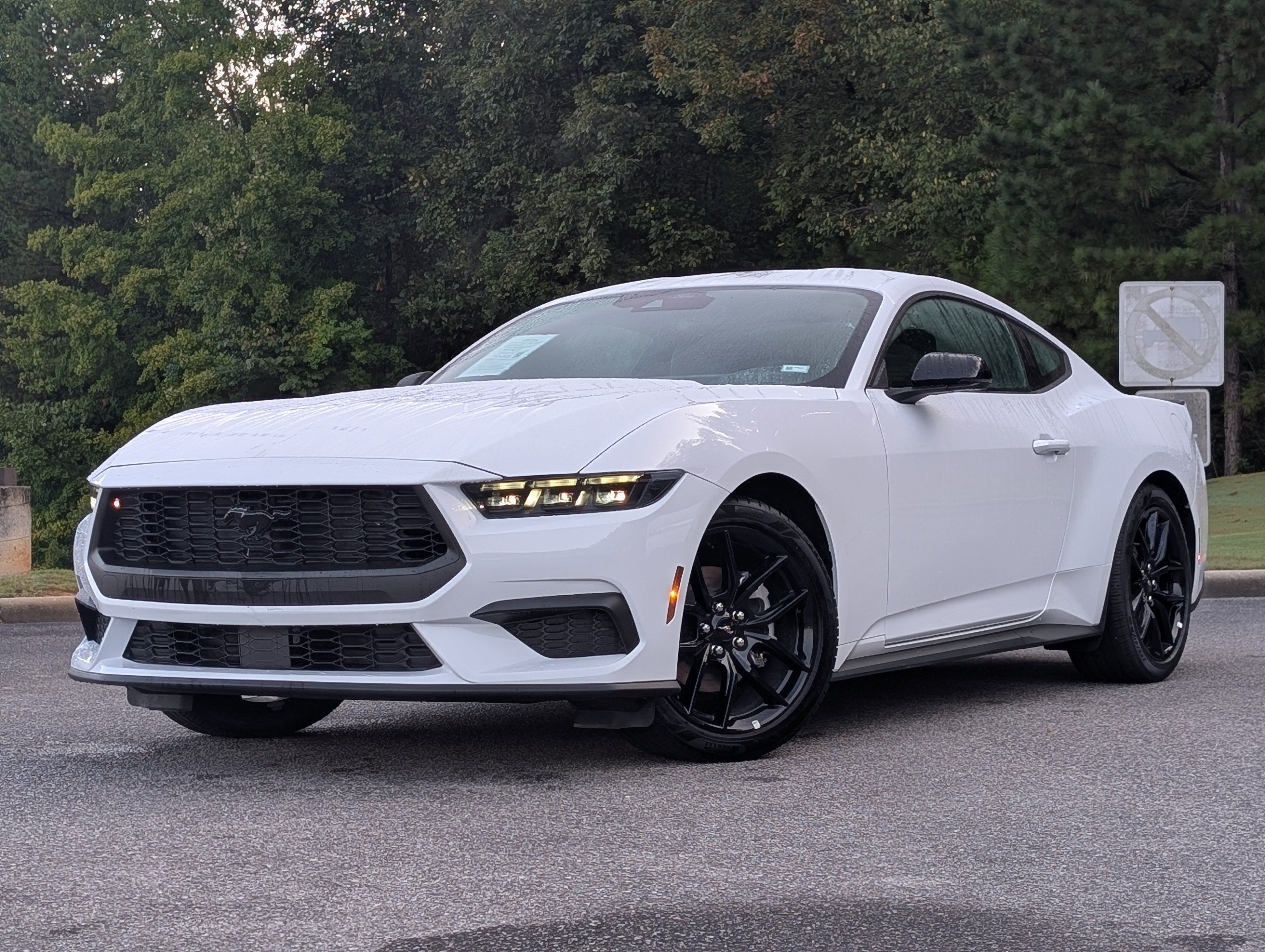 Used 2026 Ford Mustang Premium RWD image 4
