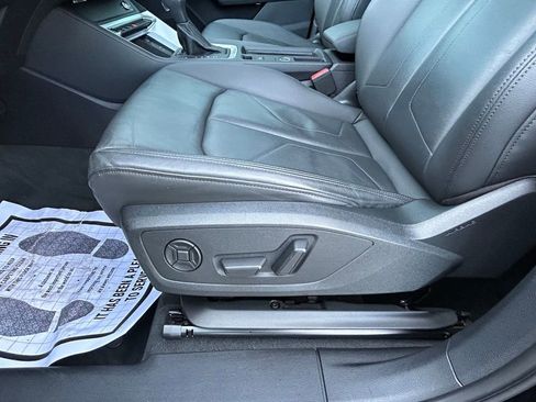 Used 2022 Audi Q3 2.0T Premium Plus image 11