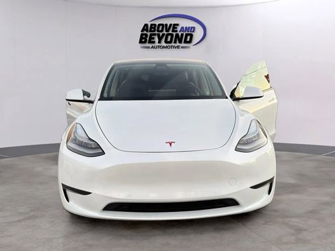 Used 2021 Tesla Model Y Long Range image 10