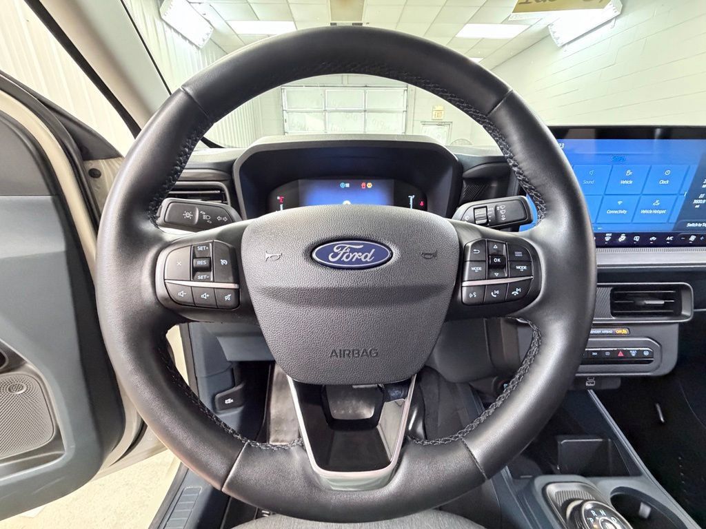 Used 2025 Ford Maverick XLT w/ XLT Luxury Package AWD/4WD image 42