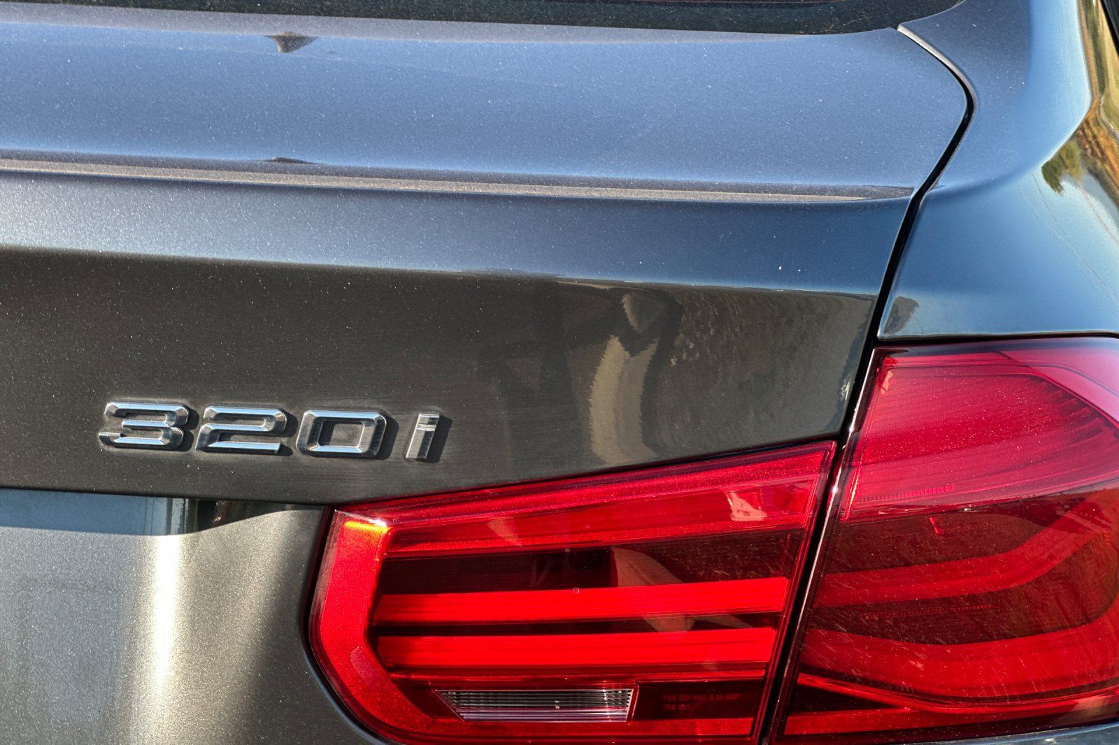 Used 2018 BMW 320i Sedan RWD image 30
