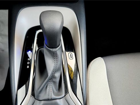 Used 2023 Toyota Corolla LE w/ Carpet Mat Package (TMS) image 43