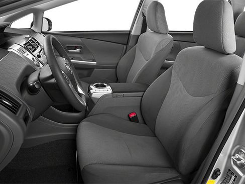 Used 2014 Toyota Prius V Five FWD image 8