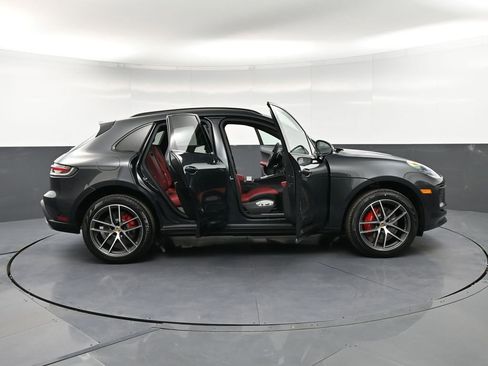 New 2026 Porsche Macan S AWD/4WD image 36