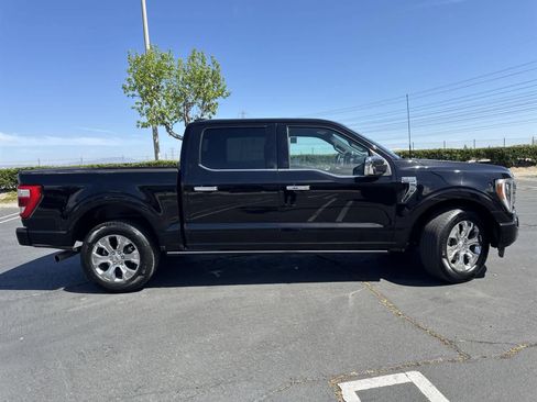 Used 2023 Ford F150 Platinum image 3