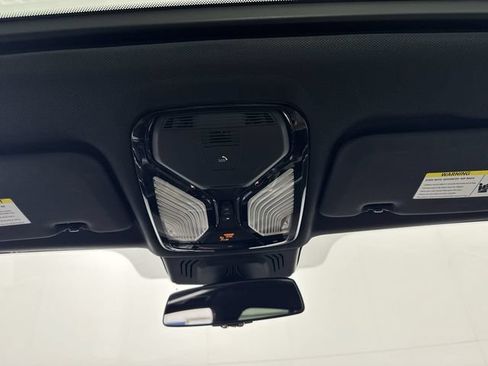 Used 2019 BMW X5 xDrive40i w/ M Sport Package AWD/4WD image 11
