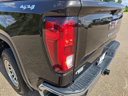 Used 2020 GMC Sierra 1500 4x4 Double Cab w/ Sierra Value Package image 36