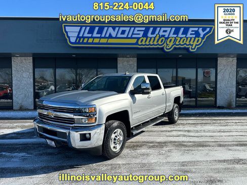 Used 2018 Chevrolet Silverado 2500 LT w/ LT Convenience Package image 1