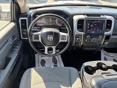 Used 2022 RAM 1500 Classic SLT w/ Electronics Convenience Group AWD/4WD image 21