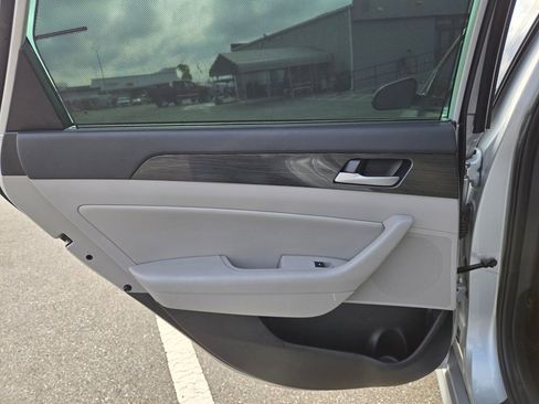 Used 2018 Hyundai Sonata Limited w/ Limited Ultimate Package 03 image 39
