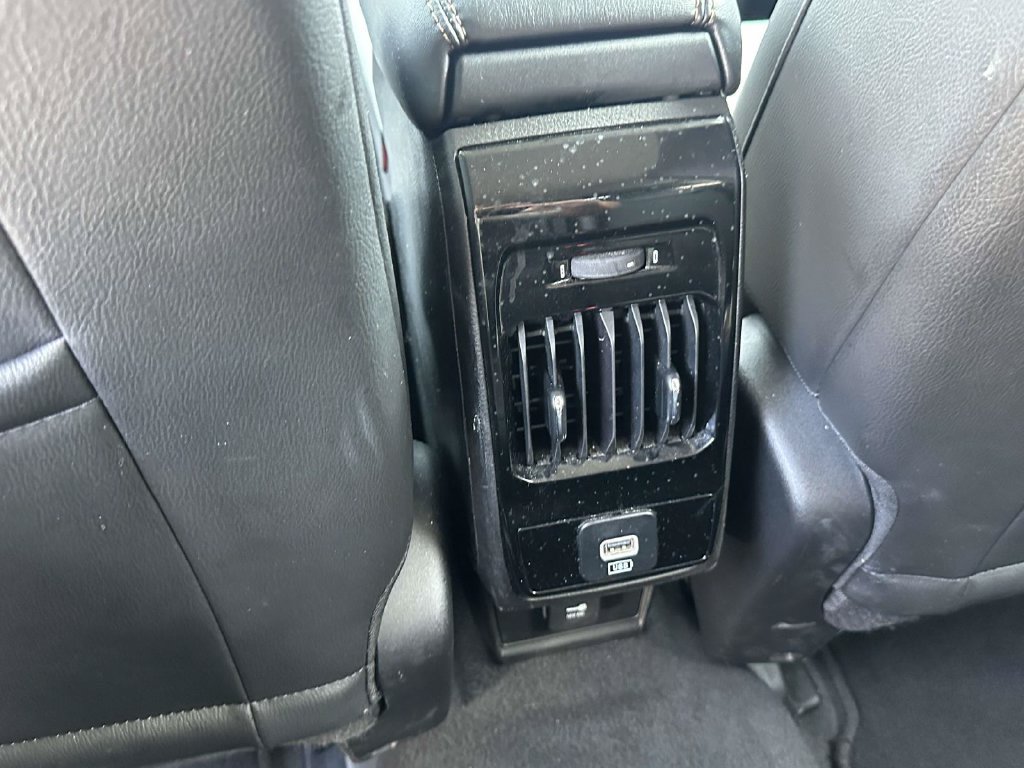 Used 2022 Jeep Compass Limited AWD/4WD image 13