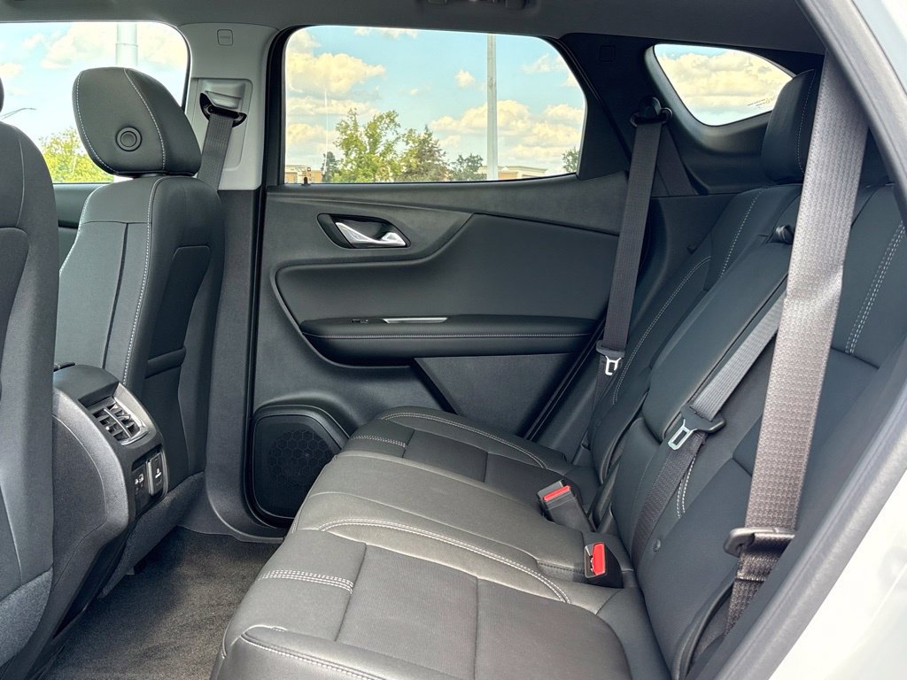 New 2026 Chevrolet Blazer LT FWD image 27