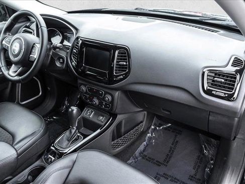 Used 2019 Jeep Compass Altitude image 21