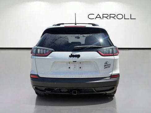 Used 2022 Jeep Cherokee Latitude w/ Sun & Sound Group AWD/4WD image 4