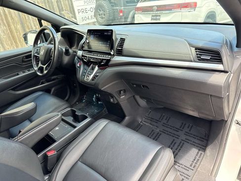 Used 2025 Honda Odyssey Sport-L image 13