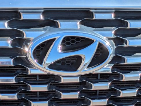 Used 2020 Hyundai Palisade SEL w/ Premium Package FWD image 13