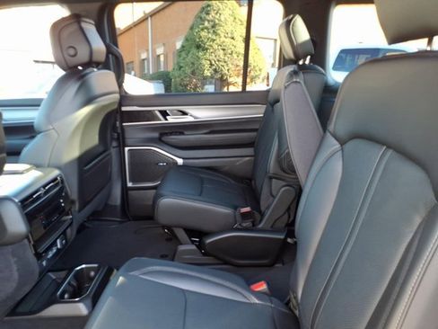 New 2026 Jeep Grand Wagoneer 4WD image 8