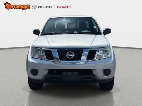 Used 2021 Nissan Frontier SV w/ SV Utility Package AWD/4WD image 8