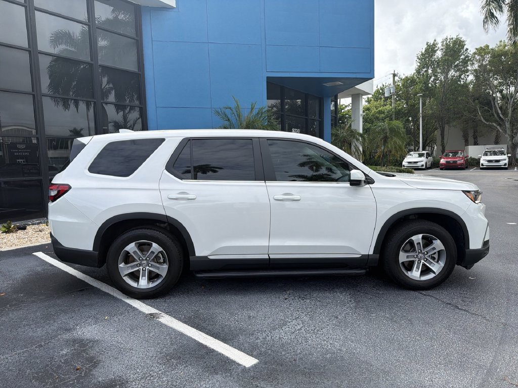 Certified 2025 Honda Pilot EX-L image 28