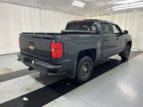 Used 2018 Chevrolet Silverado 1500 W/T w/ WT Convenience Package AWD/4WD image 2