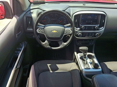 Used 2021 Chevrolet Colorado LT w/ LT Convenience Package AWD/4WD image 12