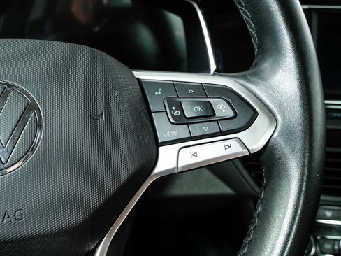 Certified 2024 Volkswagen Jetta SE FWD image 11