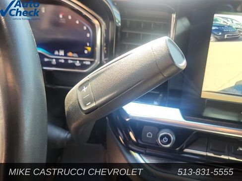 Used 2025 Chevrolet Silverado 1500 LT AWD/4WD image 21