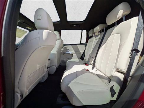 New 2026 Mercedes-Benz GLB 250 image 16