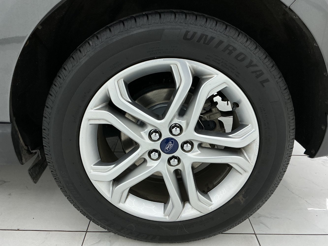 Used 2018 Ford Edge Titanium w/ Technology Package FWD image 47