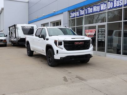 New 2026 GMC Sierra 1500 Elevation w/ Elevation Premium Package