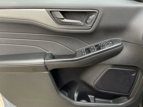 Used 2023 Ford Escape Active image 10