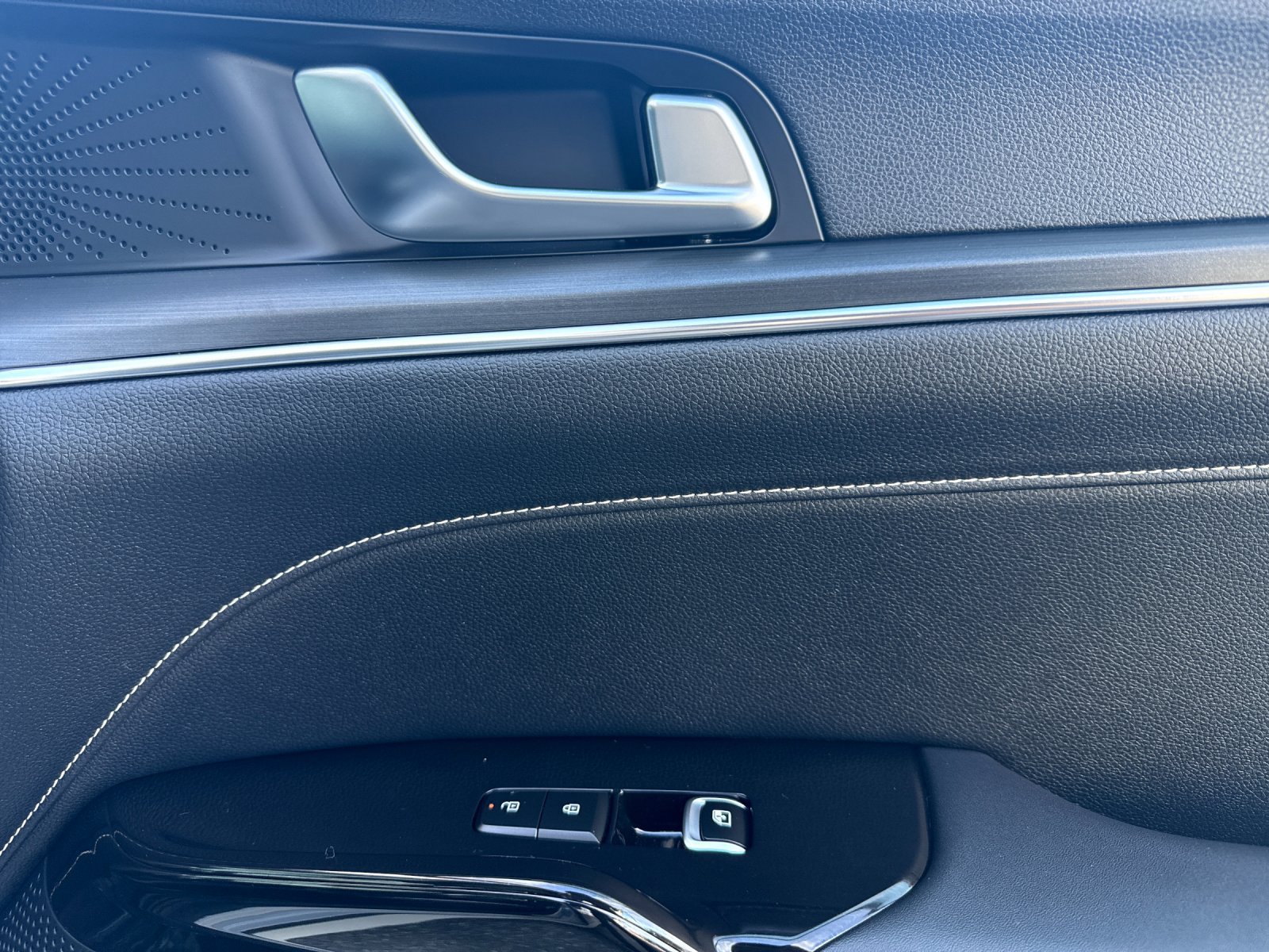 New 2026 Kia K5 GT-Line w/ GT-Line Premium Package FWD image 17