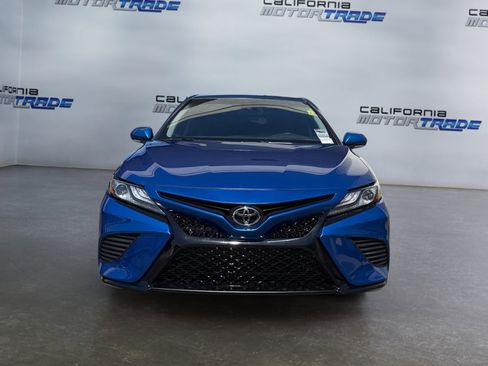 Used 2019 Toyota Camry XSE image 2