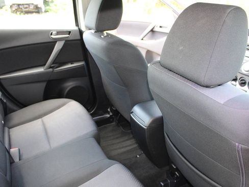 Used 2010 MAZDA MAZDA3 i Touring FWD image 37