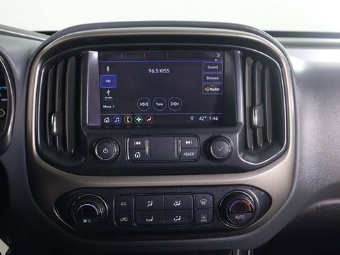 Used 2019 Chevrolet Colorado Z71 image 39