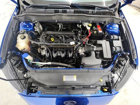 Used 2017 Ford Fusion SE FWD image 32