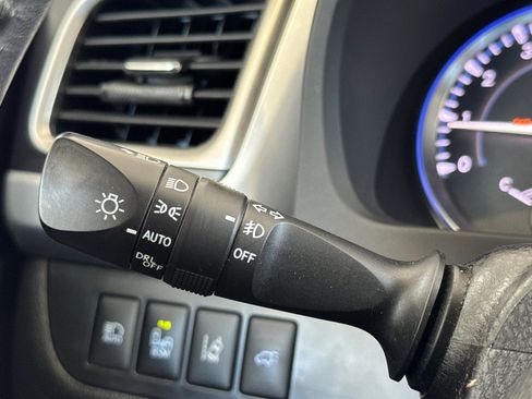 Used 2015 Toyota Highlander Limited Platinum AWD/4WD image 35