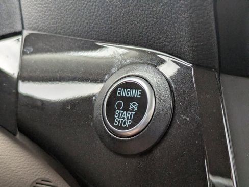 Used 2019 Ford Escape Titanium image 28