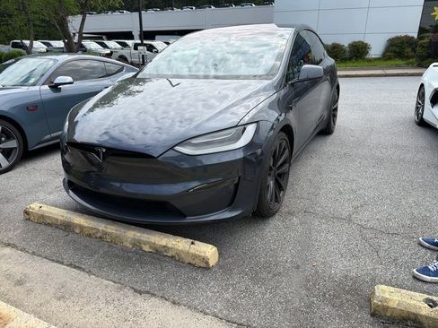 Used 2022 Tesla Model X AWD/4WD image 3