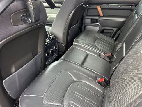 Used 2021 Land Rover Defender 110 X image 4
