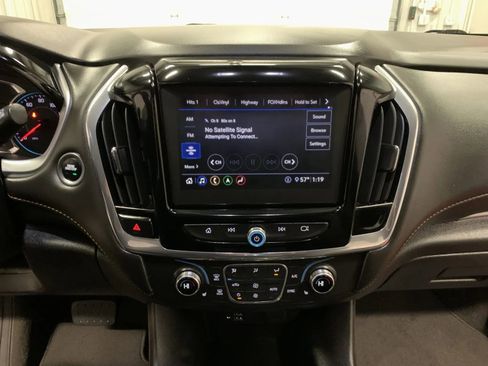 Used 2020 Chevrolet Traverse RS image 31