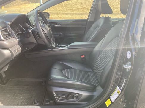 Used 2023 Toyota Camry SE image 28